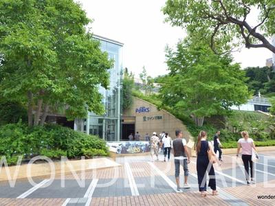 なんばパークス 買い物、映画、ご飯、何でも揃った商業施設