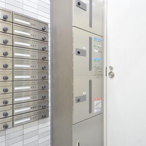 ROSA元町の宅配ボックス 忙しくて留守の多い方でも安心