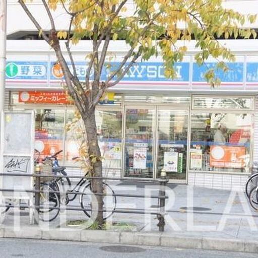 ローソン今宮駅前店 今宮駅1階にローソンがあります